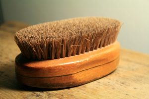 table brush to clean pool table cloth