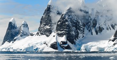 melting ice antarctica