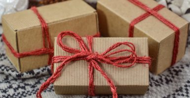 christmas-gifts feature