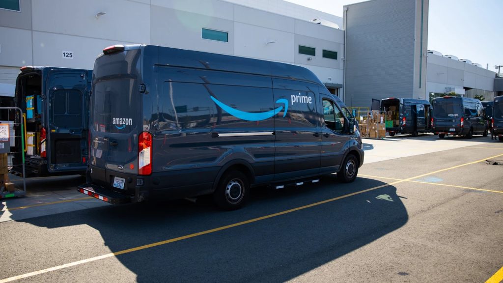 amazon prime delivery vehicle