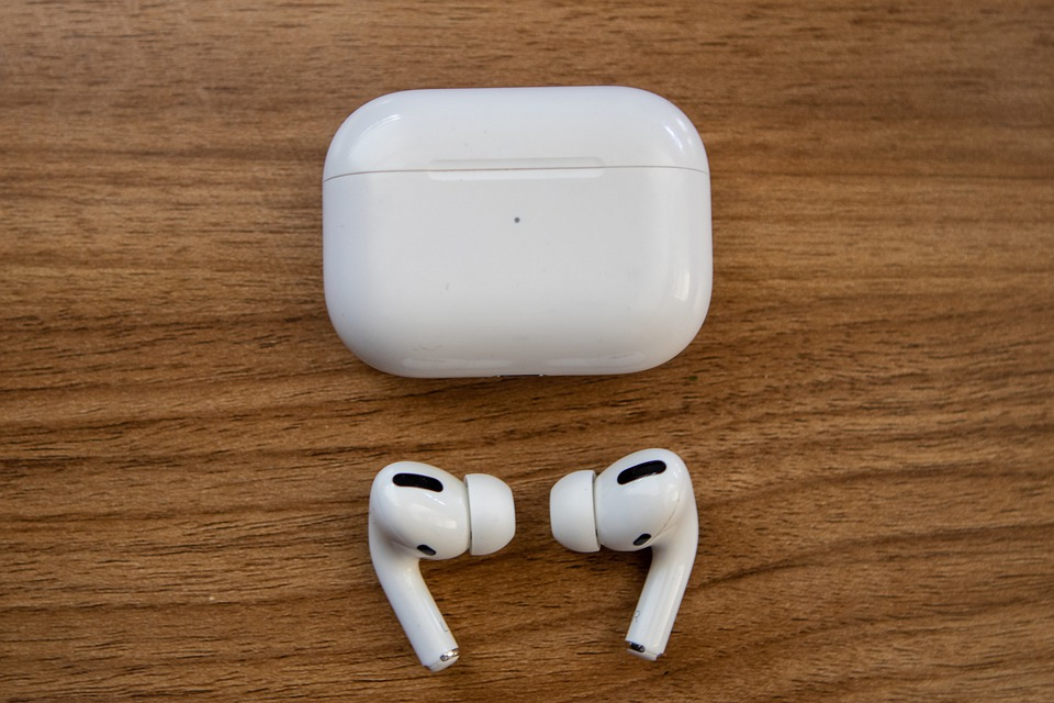 apple airpods