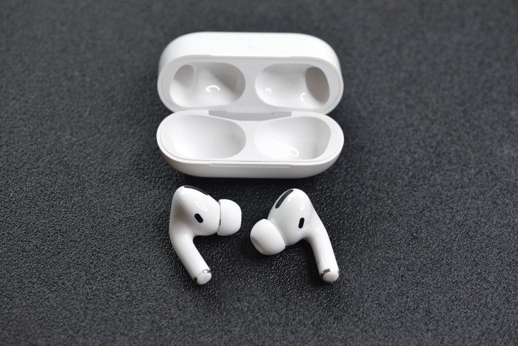 apple airpods