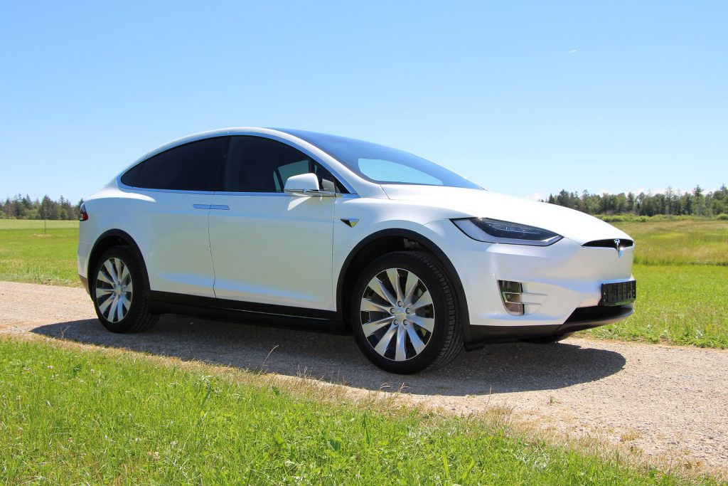 teslas autopilot