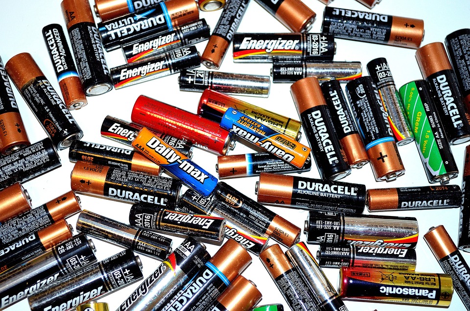 duracell vs energizer 2