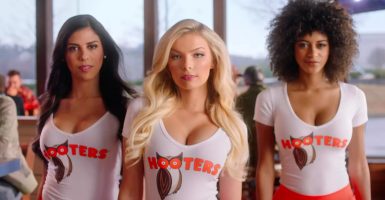 hooters