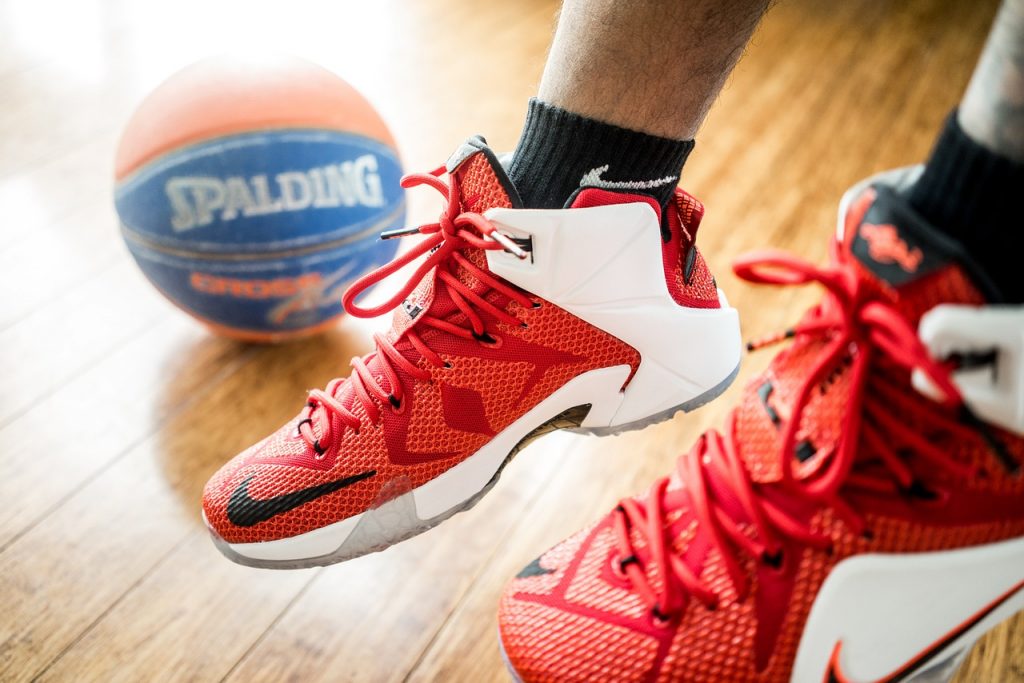 nike kyrie irving