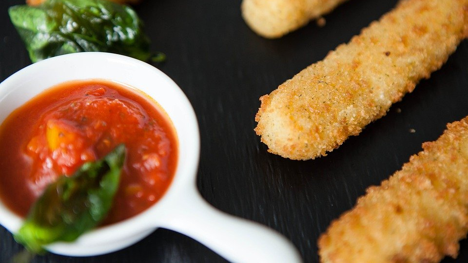 mozzarella sticks