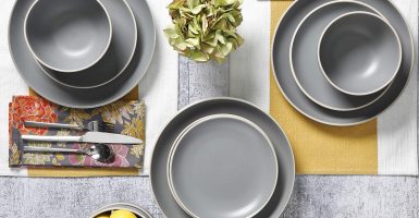 dinnerware set