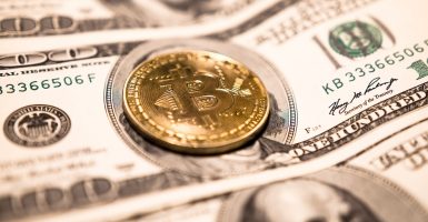 cryptocurrency bitcoin us digital dollars