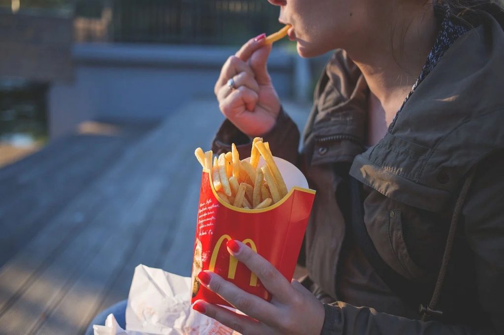 mcdonald's shooting dollar menu