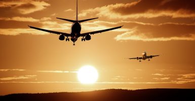plane save money on airfare