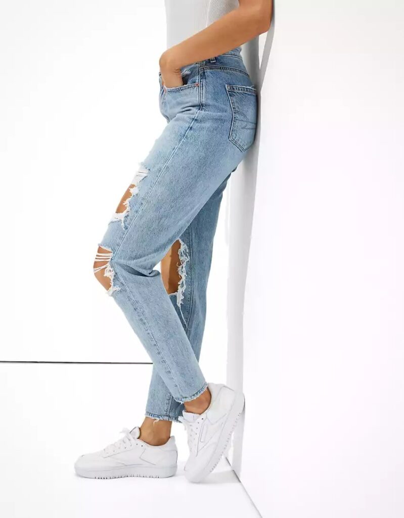 American Eagle Mom Jeans