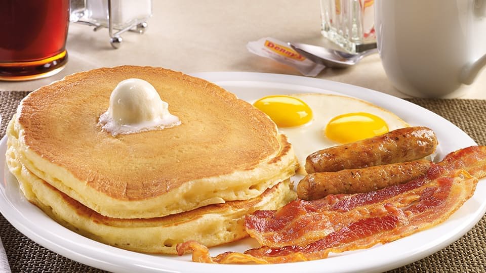 Free breakfast  denny’s