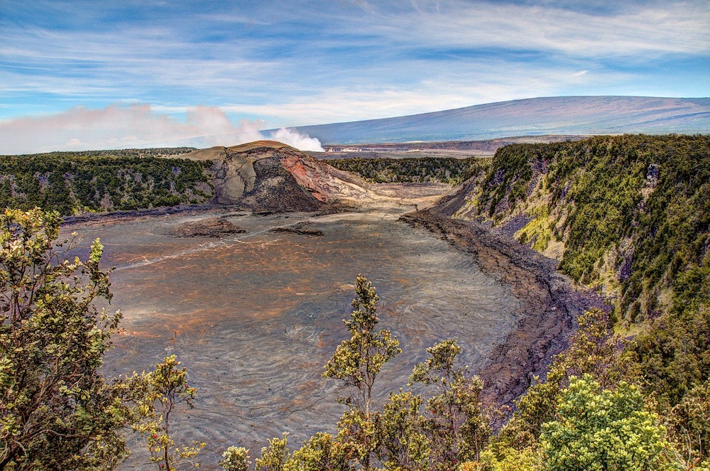 Mauna Loa us volcano largest