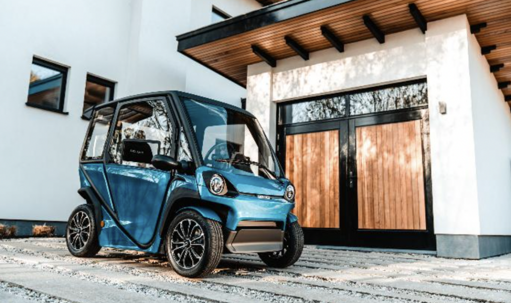 Squad Mobility; solar-powered city car